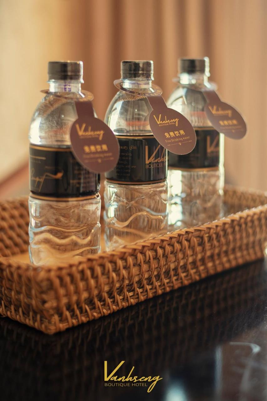 Vanhseng Boutique Vientiane Hotel Екстериор снимка